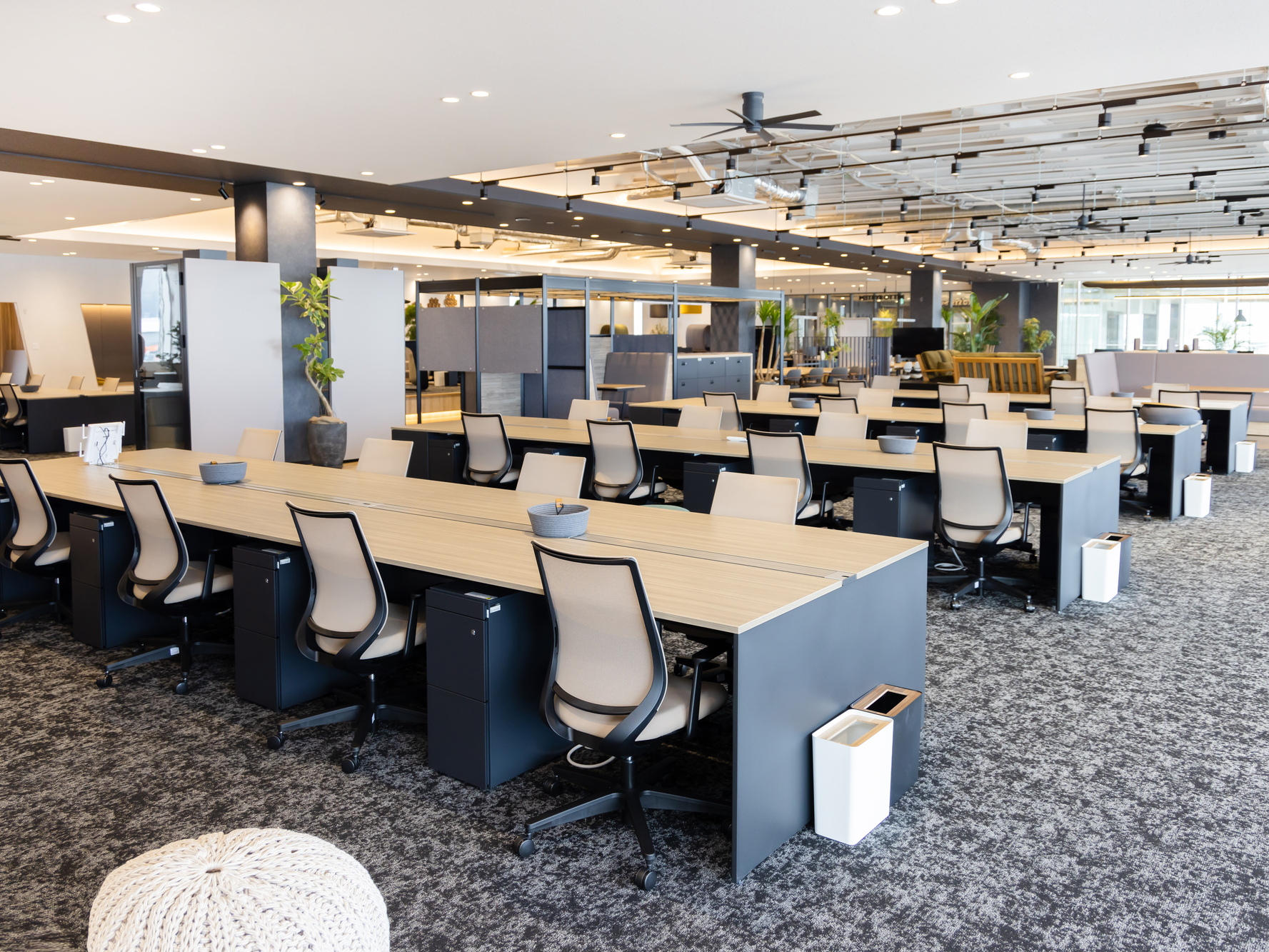 オフィスレイアウト